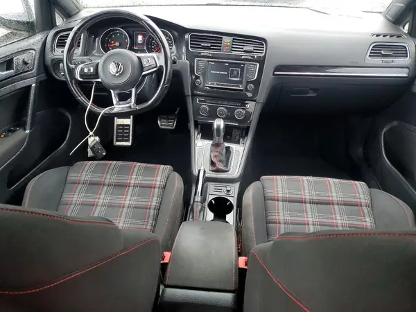 3VW447AU0HM062441 2017 VOLKSWAGEN GTI - Image 8