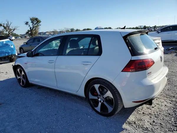 3VW447AU0HM066747 2017 VOLKSWAGEN GTI - Image 2