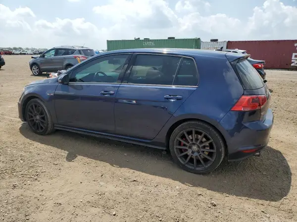 3VW447AU0HM068319 2017 VOLKSWAGEN GTI - Image 2