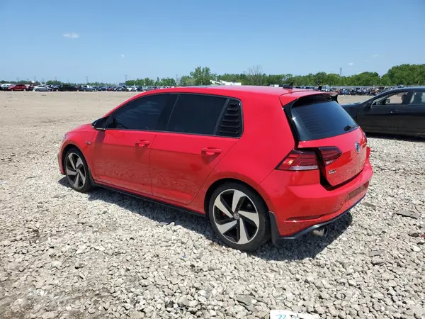 3VW447AU0JM252343 2018 VOLKSWAGEN GTI - Image 2