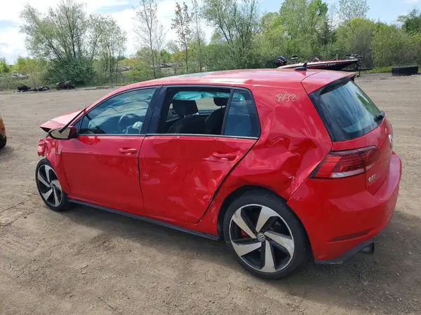 3VW447AU0JM256179 2018 VOLKSWAGEN GTI - Image 2