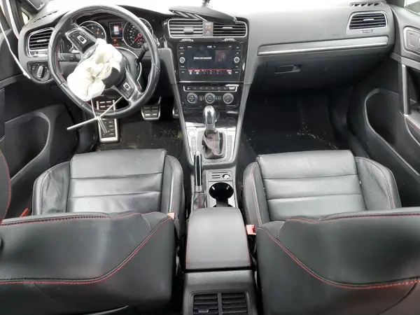 3VW447AU0JM266727 2018 VOLKSWAGEN GTI - Image 8