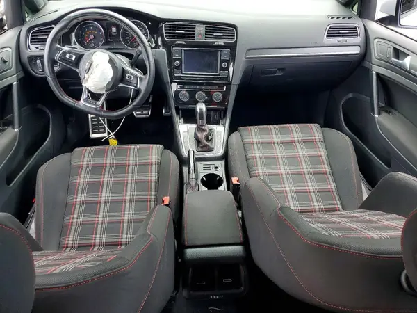 3VW447AU0JM296231 2018 VOLKSWAGEN GTI - Image 8