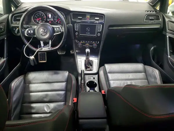 3VW447AU1GM013313 2016 VOLKSWAGEN GTI - Image 8