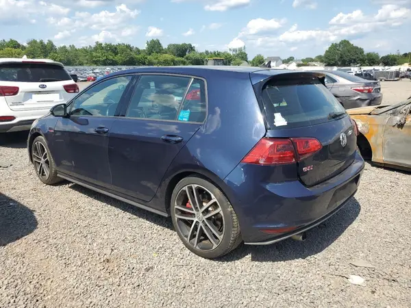 3VW447AU1HM041694 2017 VOLKSWAGEN GTI - Image 2
