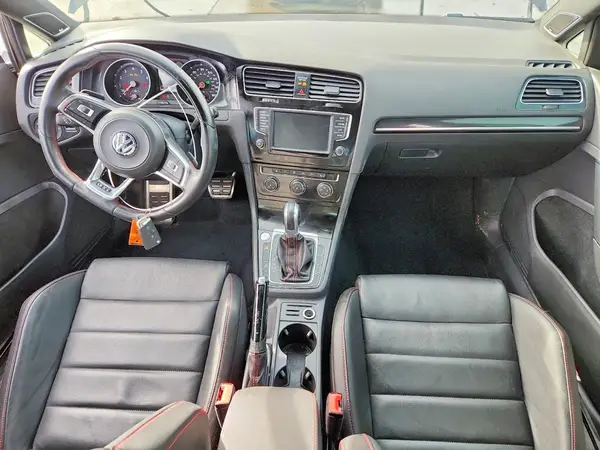 3VW447AU1HM059371 2017 VOLKSWAGEN GTI - Image 8