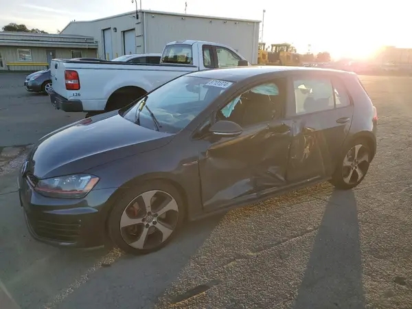 3VW447AU1HM065428 2017 VOLKSWAGEN GTI - Image 1