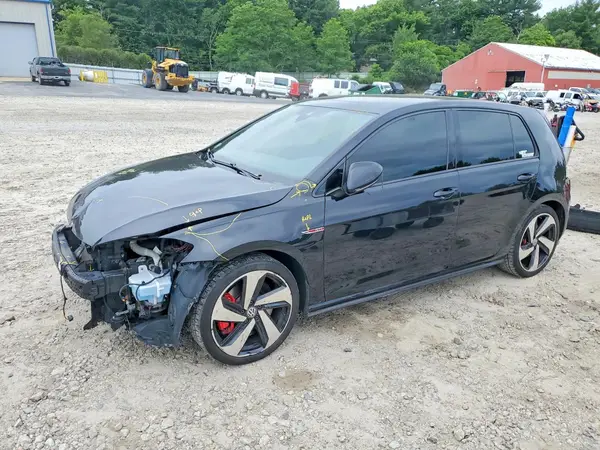 3VW447AU1JM260080 2018 VOLKSWAGEN GTI - Image 1