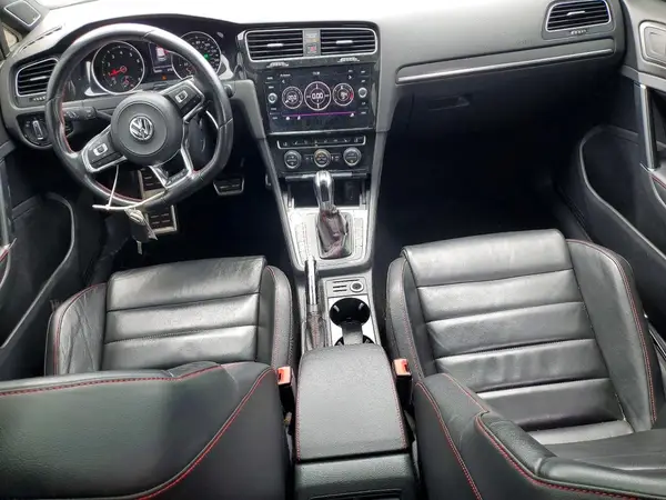 3VW447AU1JM260080 2018 VOLKSWAGEN GTI - Image 8