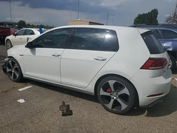 3VW447AU1JM264713 2018 VOLKSWAGEN GTI - Image 2