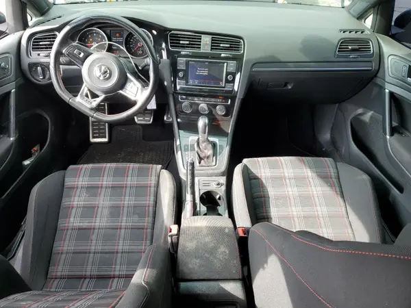 3VW447AU1JM265828 2018 VOLKSWAGEN GTI - Image 8
