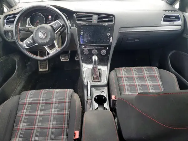 3VW447AU1JM281284 2018 VOLKSWAGEN GTI - Image 8