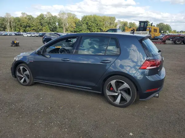 3VW447AU1JM282600 2018 VOLKSWAGEN GTI - Image 2