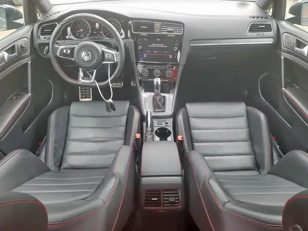 3VW447AU1JM292785 2018 VOLKSWAGEN GTI - Image 8