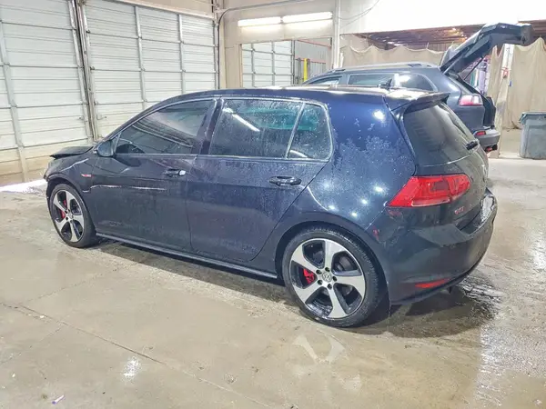 3VW447AU2GM029035 2016 VOLKSWAGEN GTI - Image 2