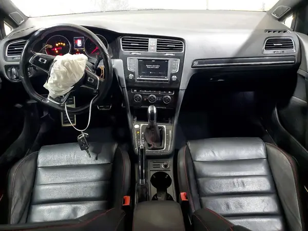 3VW447AU2GM029035 2016 VOLKSWAGEN GTI - Image 8