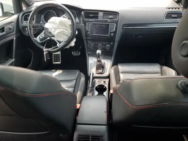 3VW447AU2GM030346 2016 VOLKSWAGEN GTI - Image 8