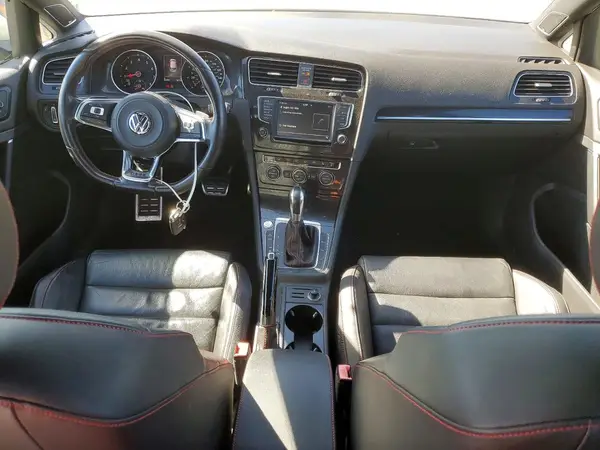 3VW447AU2GM060060 2016 VOLKSWAGEN GTI - Image 8