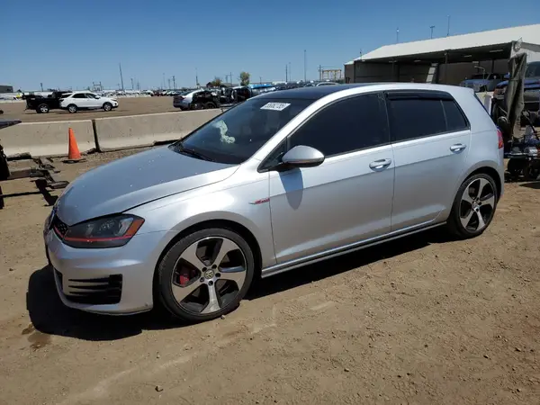 3VW447AU2GM065727 2016 VOLKSWAGEN GTI - Image 1