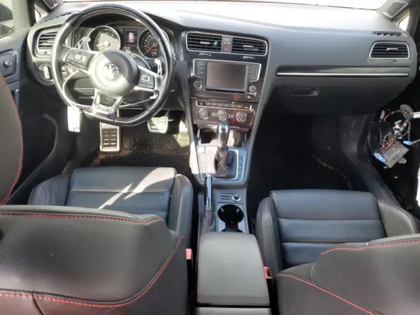 3VW447AU2HM006341 2017 VOLKSWAGEN GTI - Image 8