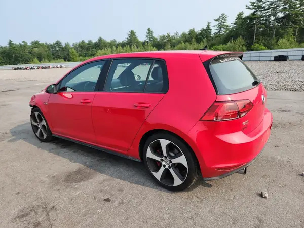 3VW447AU2HM039243 2017 VOLKSWAGEN GTI - Image 2