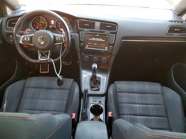 3VW447AU2HM052302 2017 VOLKSWAGEN GTI - Image 8