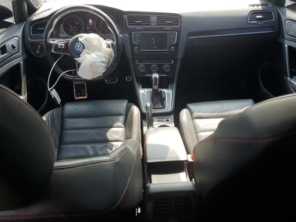 3VW447AU2HM064322 2017 VOLKSWAGEN GTI - Image 8