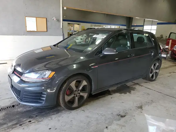 3VW447AU2HM073912 2017 VOLKSWAGEN GTI - Image 1