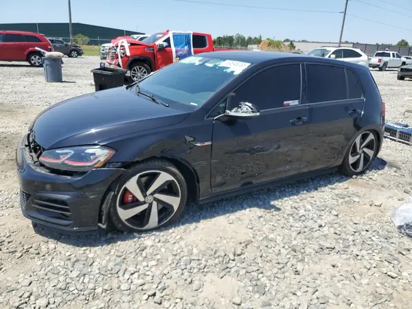 3VW447AU2JM250478 2018 VOLKSWAGEN GOLF - Image 1