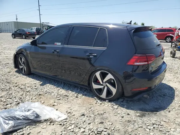 3VW447AU2JM250478 2018 VOLKSWAGEN GOLF - Image 2