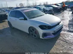 3VW447AU2JM272111 2018 VOLKSWAGEN GTI