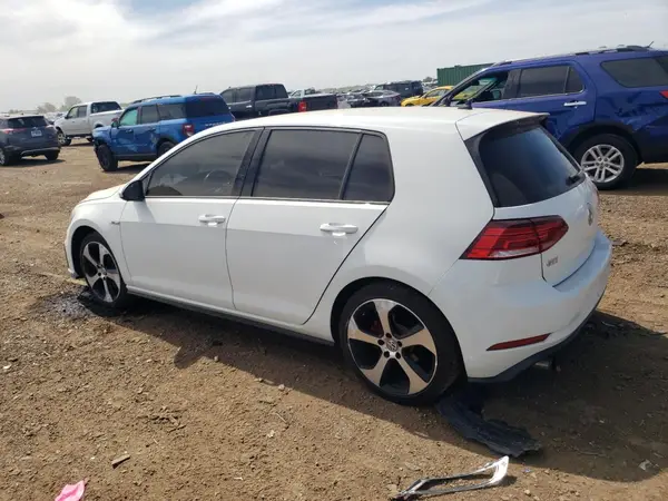 3VW447AU2JM279270 2018 VOLKSWAGEN GTI - Image 2
