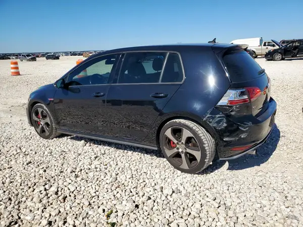 3VW447AU3GM019114 2016 VOLKSWAGEN GTI - Image 2