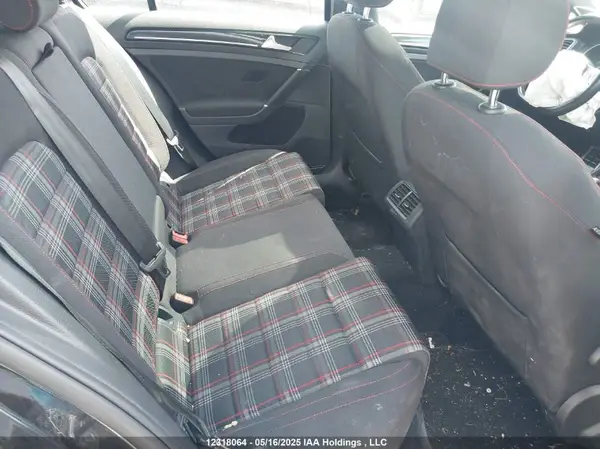 3VW447AU3GM045597 2016 VOLKSWAGEN GTI - Image 8
