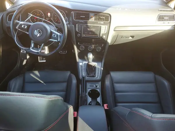3VW447AU3GM062190 2016 VOLKSWAGEN GTI - Image 8