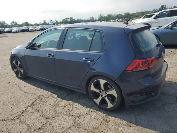 3VW447AU3GM069883 2016 VOLKSWAGEN GTI - Image 2