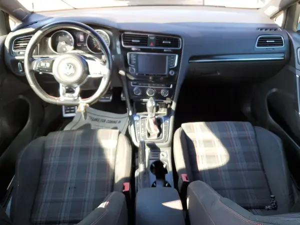 3VW447AU3HM009054 2017 VOLKSWAGEN GTI - Image 8