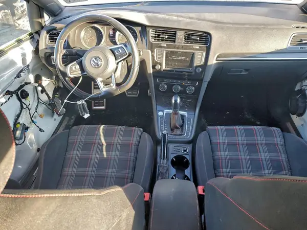 3VW447AU3HM016733 2017 VOLKSWAGEN GTI - Image 8