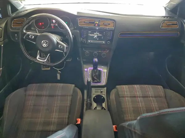 3VW447AU3HM042152 2017 VOLKSWAGEN GTI - Image 8