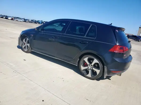 3VW447AU3HM051546 2017 VOLKSWAGEN GTI - Image 2