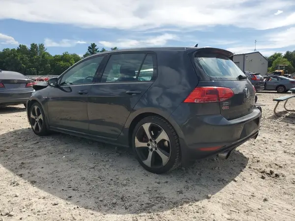 3VW447AU3HM058089 2017 VOLKSWAGEN GTI - Image 2