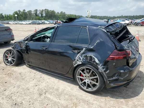 3VW447AU3HM059131 2017 VOLKSWAGEN GTI - Image 2
