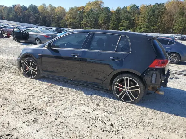 3VW447AU3HM064989 2017 VOLKSWAGEN GTI - Image 2