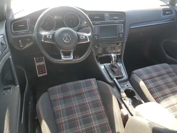 3VW447AU3HM064989 2017 VOLKSWAGEN GTI - Image 8