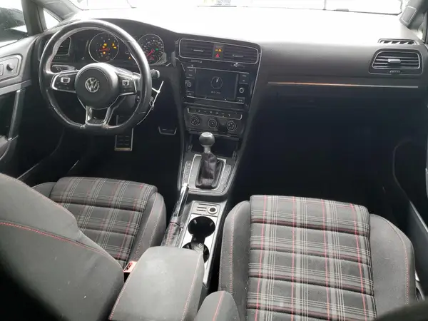 3VW447AU3JM261344 2018 VOLKSWAGEN GTI - Image 8