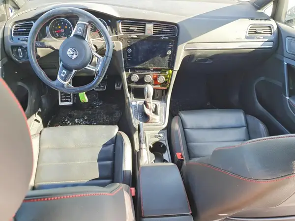 3VW447AU3JM266205 2018 VOLKSWAGEN GTI - Image 8