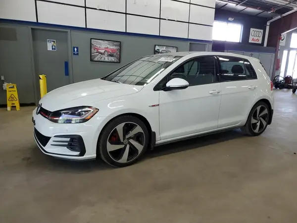 3VW447AU3JM271291 2018 VOLKSWAGEN GTI - Image 1