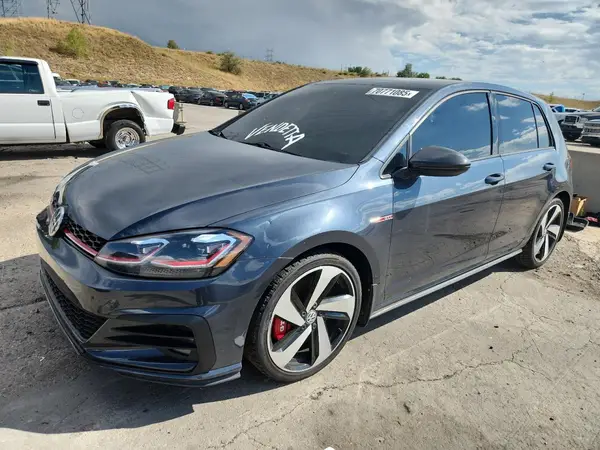 3VW447AU3JM280914 2018 VOLKSWAGEN GTI - Image 1