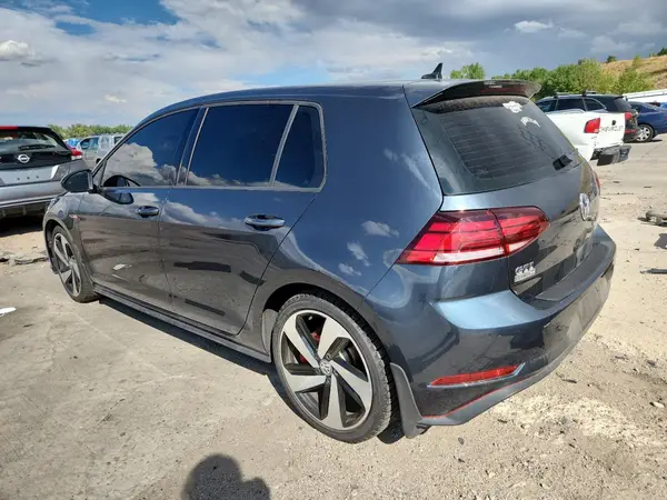 3VW447AU3JM280914 2018 VOLKSWAGEN GTI - Image 2