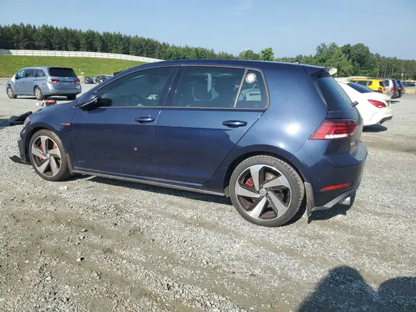 3VW447AU3JM281660 2018 VOLKSWAGEN GTI - Image 2
